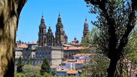 agencias viajes santiago de compostela|Viajes, excursiones y tours organizados desde Galicia